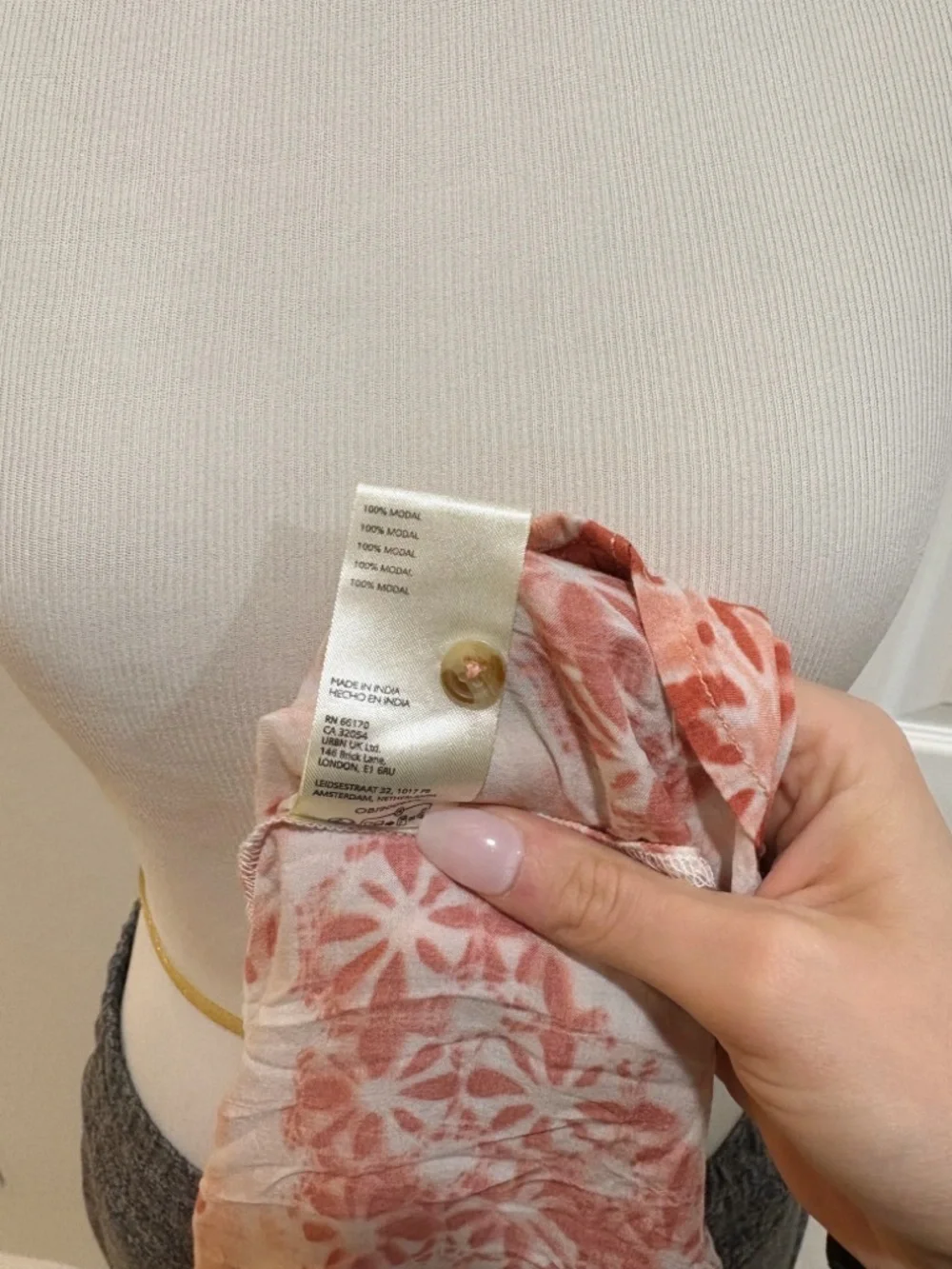 Pilcro Anthropologie Romy Relaxed Buttondown Medium - Picture 9 of 9